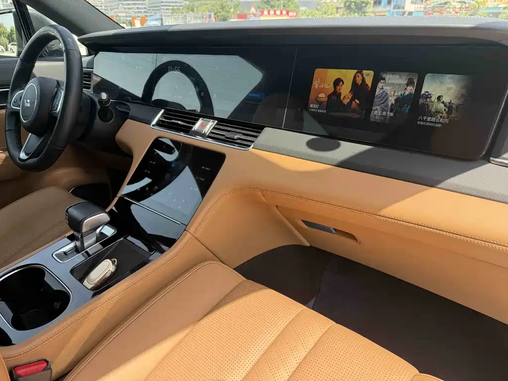 Li Auto ONE 2020 6 мест