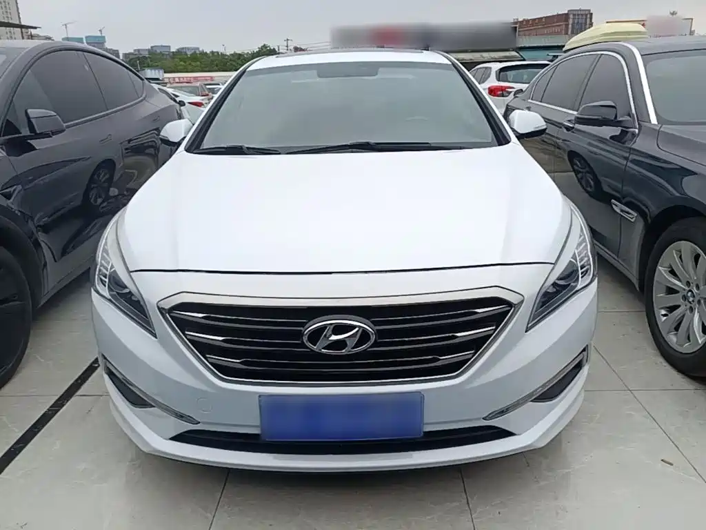 Hyundai Sonata — миниатюра 3