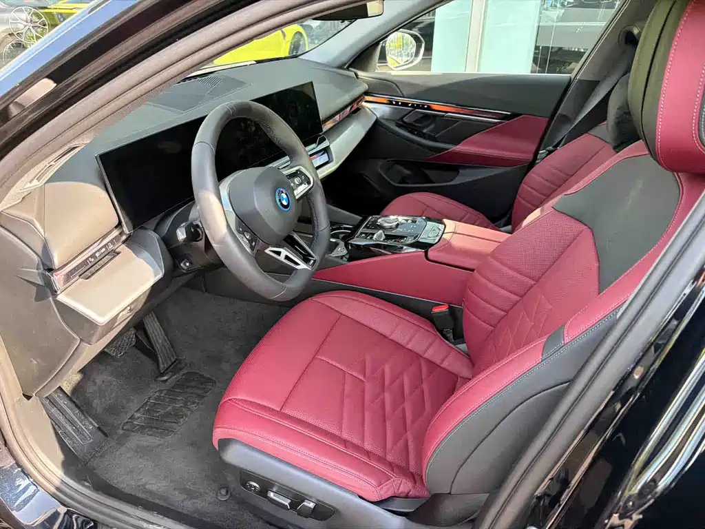 BMW i5 — миниатюра 9
