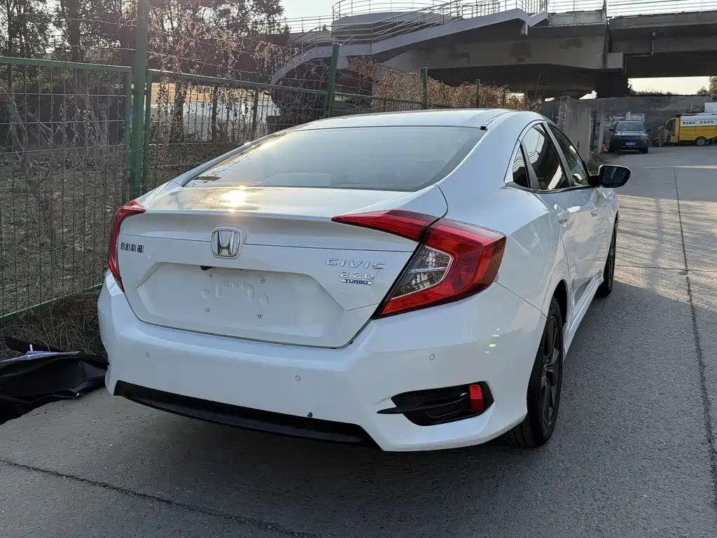 Honda Civic 2019 220TURBO CVT VI