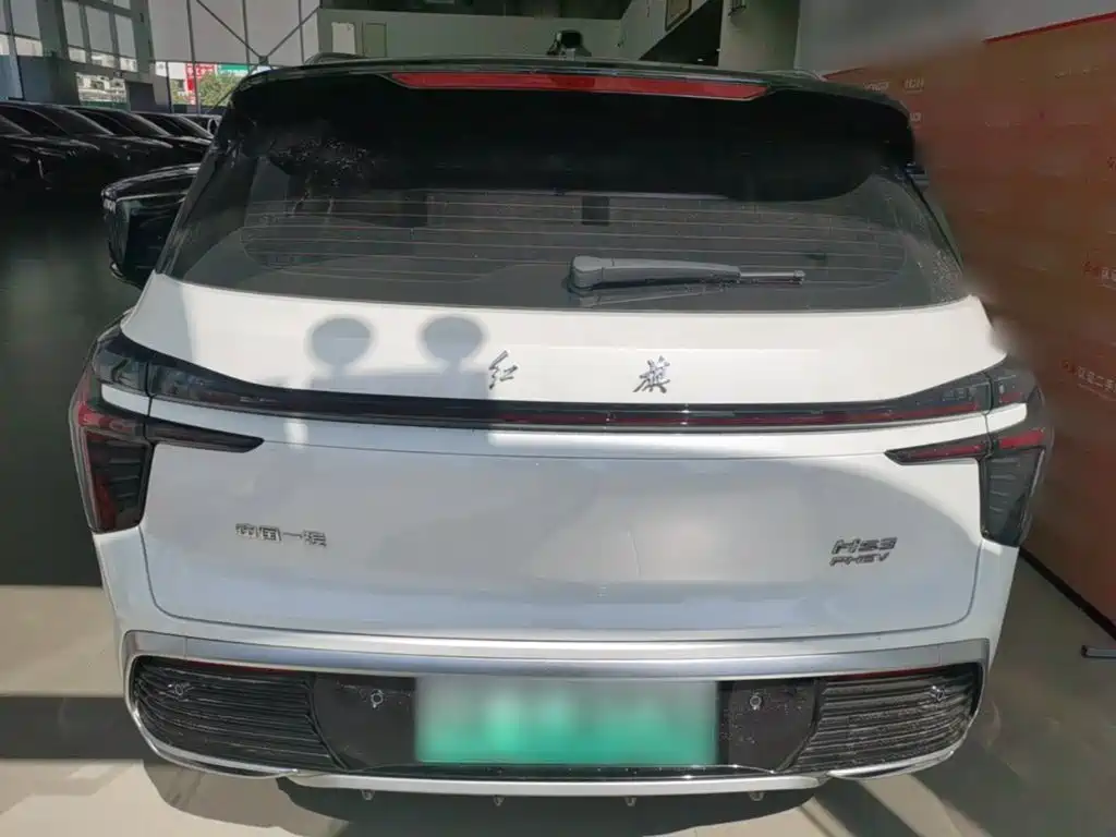 Hongqi Hongqi HS3 PHEV — миниатюра 6