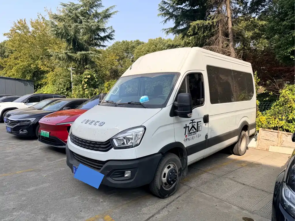 IVECO OUSHENG