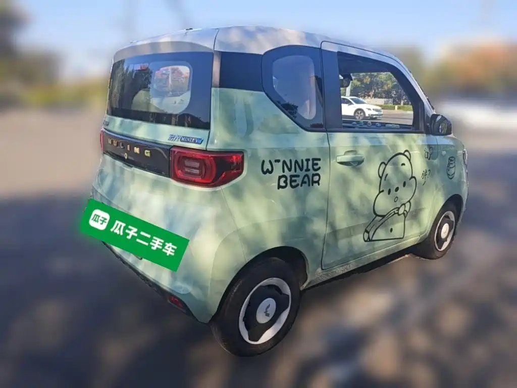 Wuling MINIEV — миниатюра 4