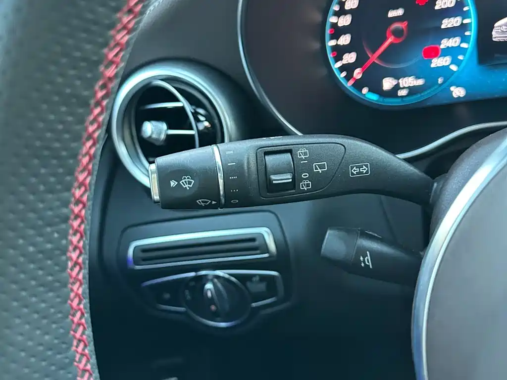 Mercedes-Benz GLC — миниатюра 21
