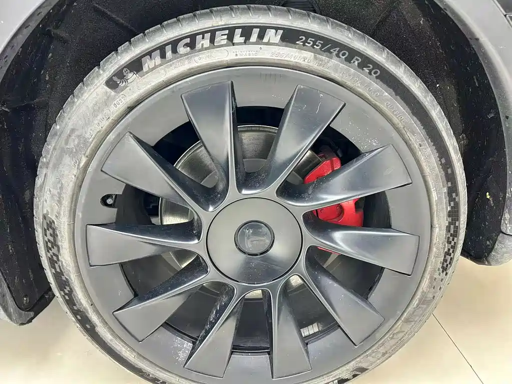 Tesla Model Y — фотографии объявления, Фото 12