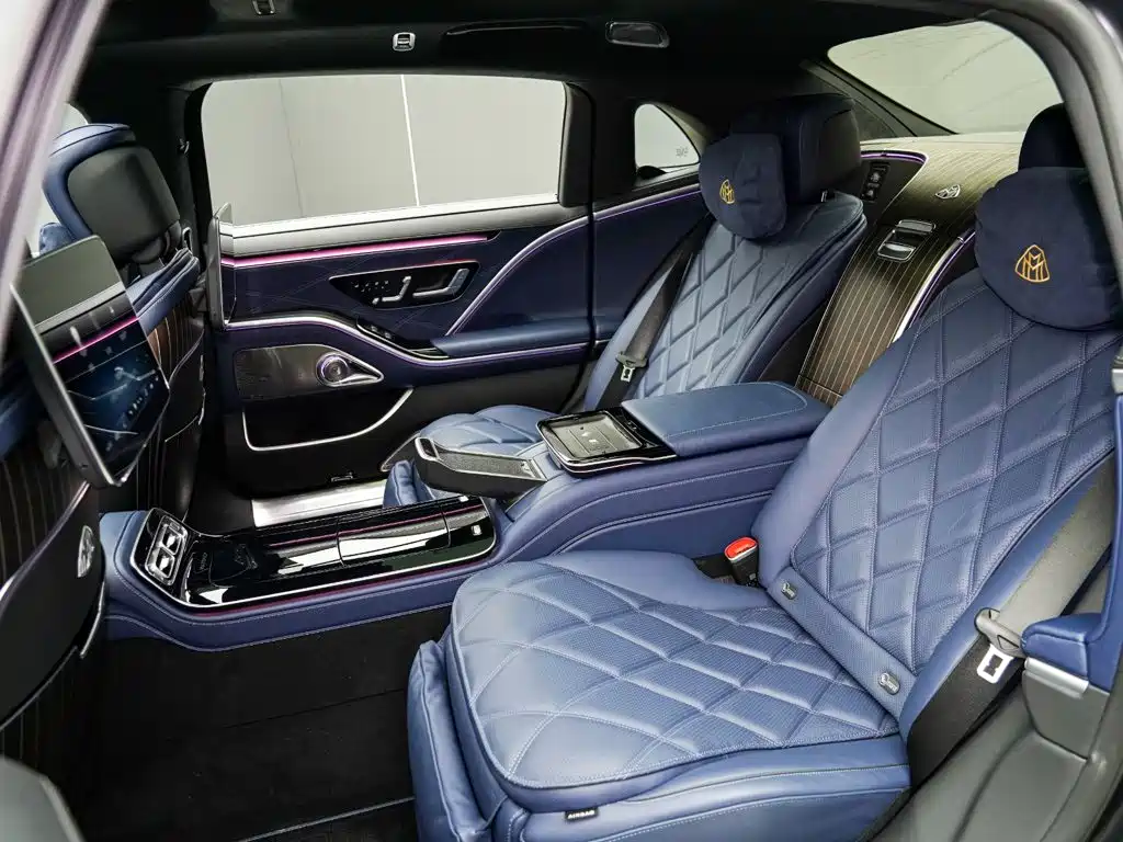 Mercedes-Benz S-Class — миниатюра 7