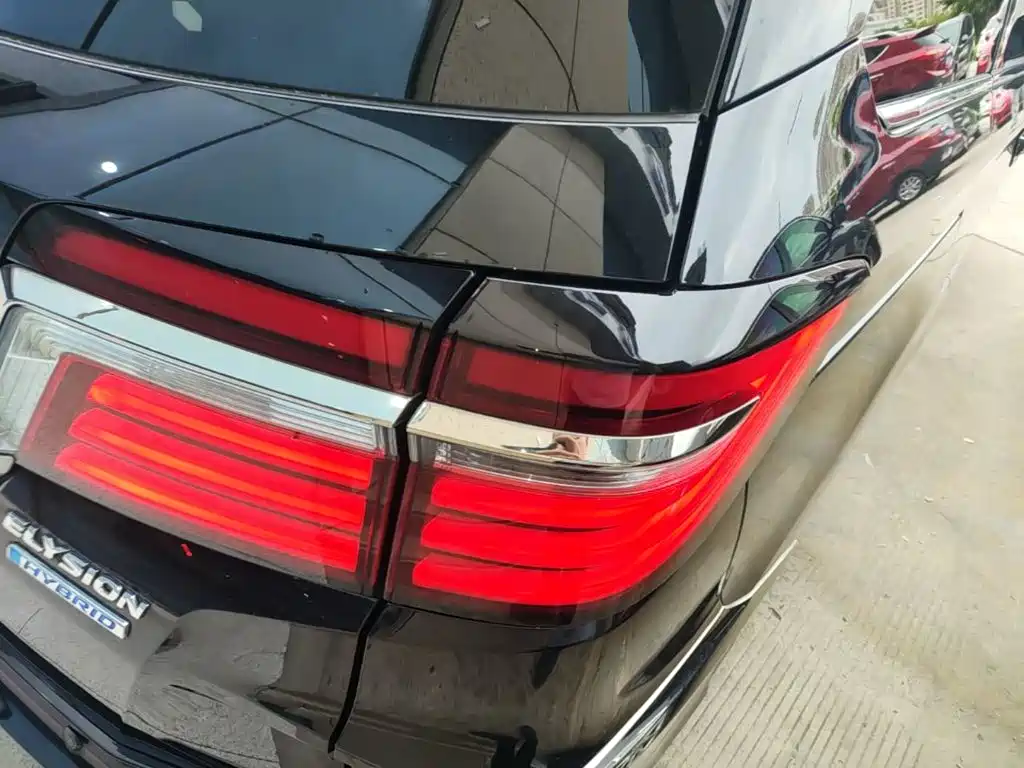 Honda Elysion 2019 2.0L Luxury