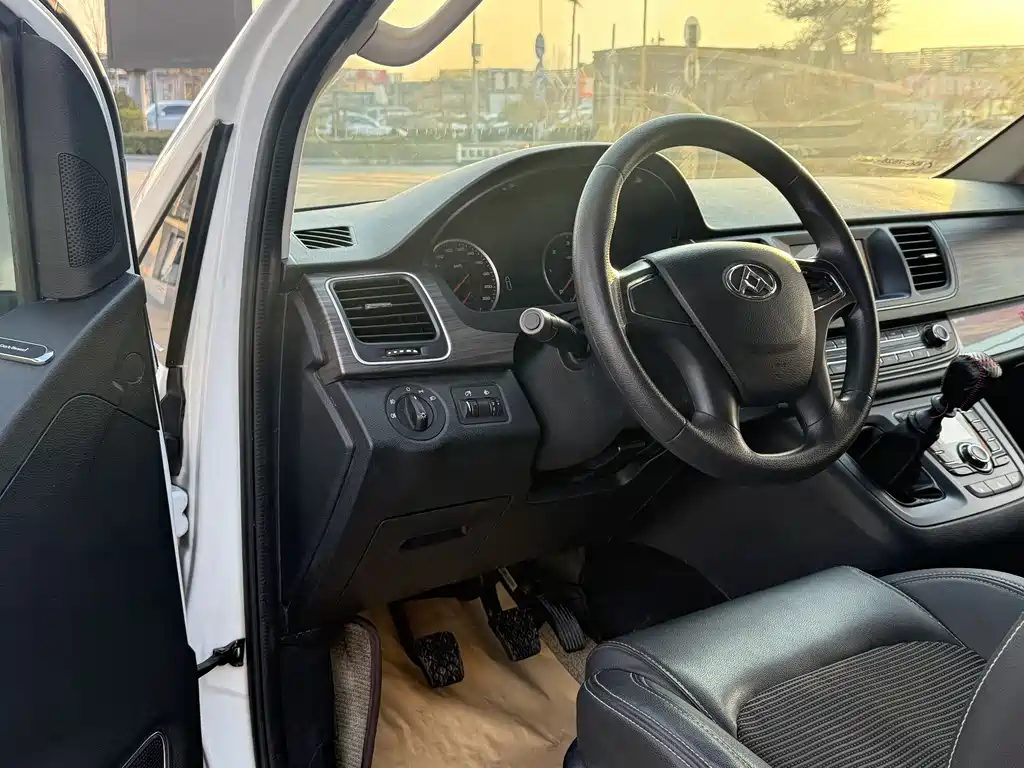 SAIC MAXUS CHASE G10