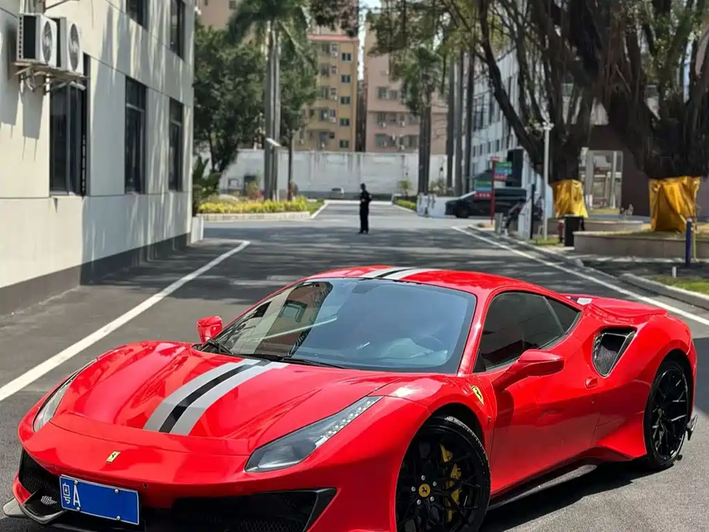Ferrari 488 2016