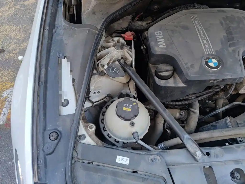 BMW 5 Series — миниатюра 19