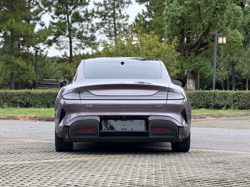 Xiaomi SU7 — миниатюра 5