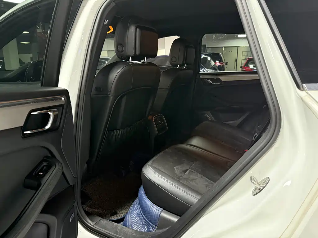Porsche Macan 2014 Macan S 3.0T