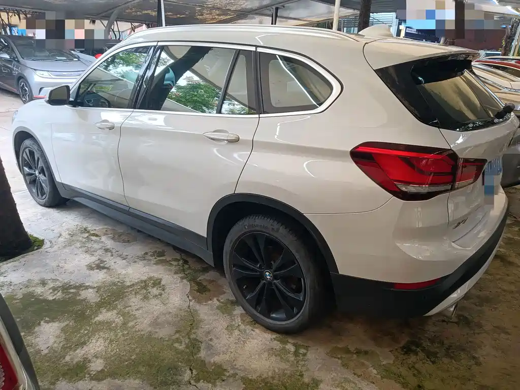 BMW X1 — миниатюра 10