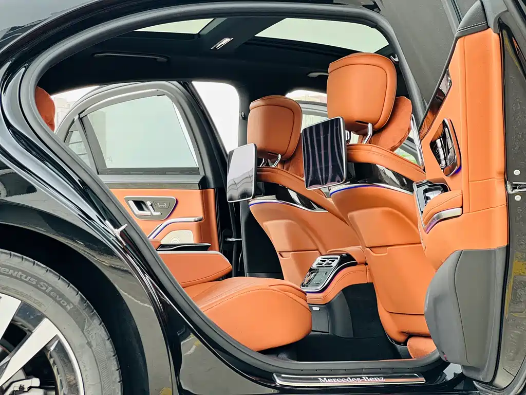 Mercedes-Benz S-Class — миниатюра 7