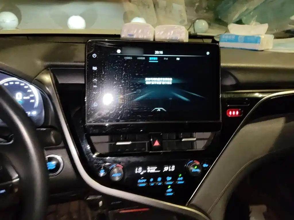 Toyota Camry — миниатюра 6