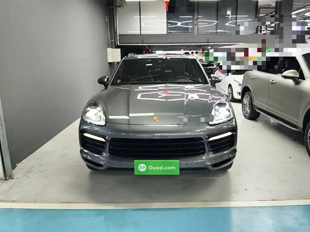 Porsche Cayenne — миниатюра 3