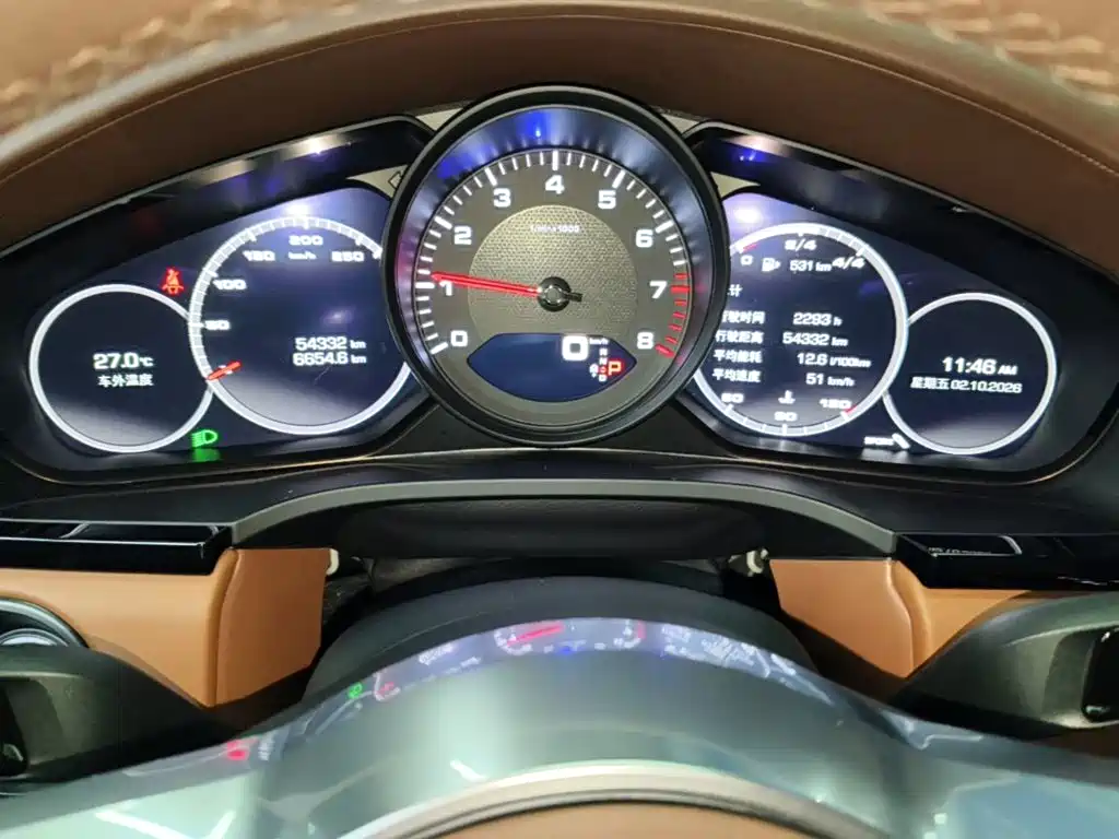 Porsche Cayenne — миниатюра 12