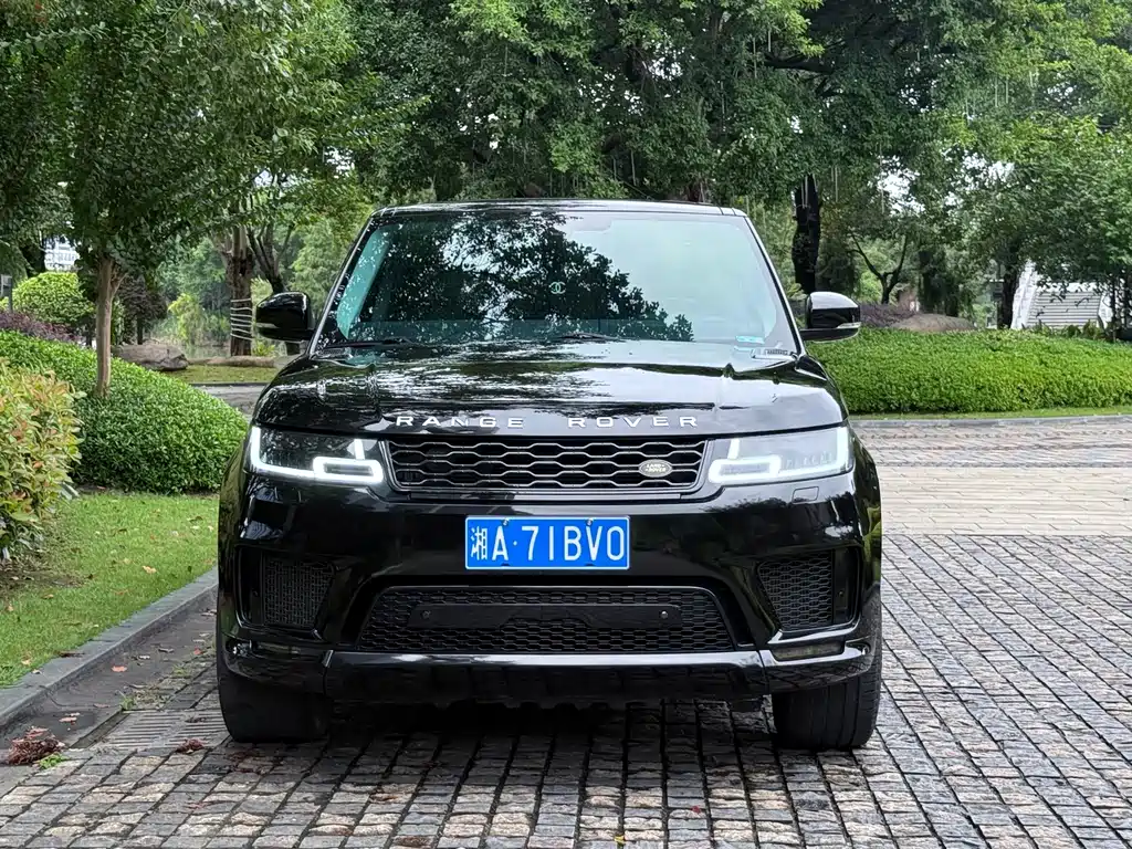 Land Rover Sport
