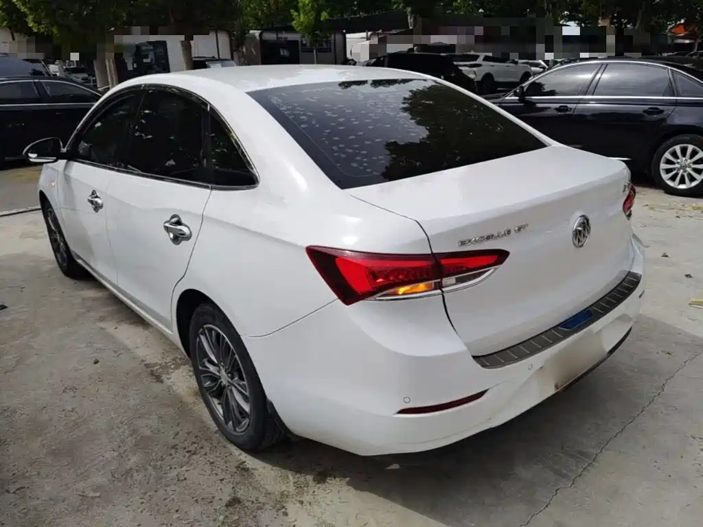 Buick Excelle — миниатюра 5