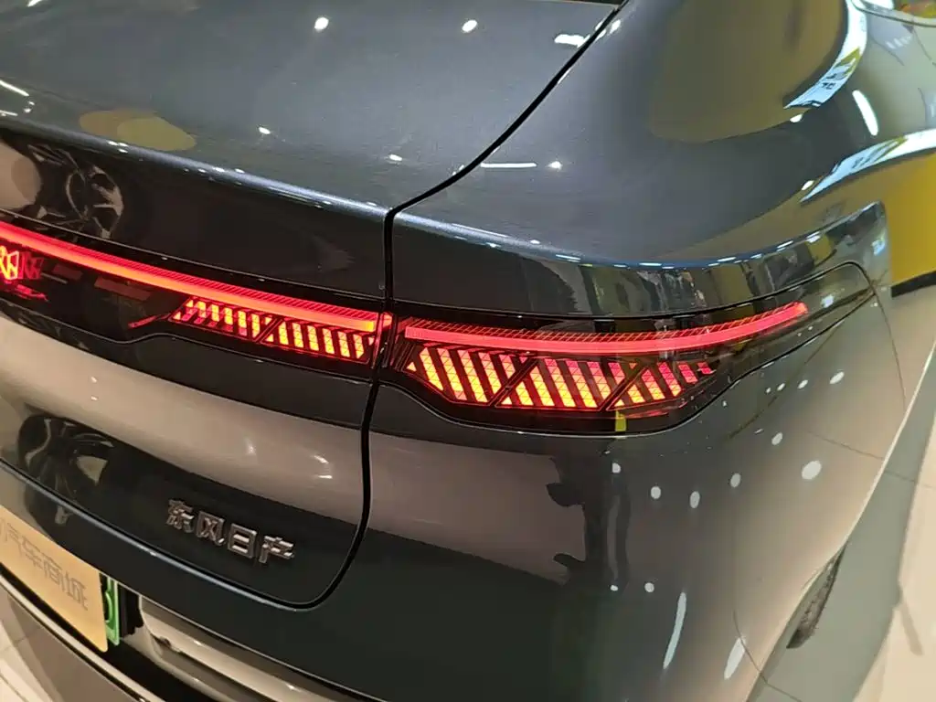 Nissan N7 — миниатюра 8