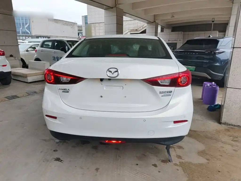 Mazda 3 Axela — миниатюра 6