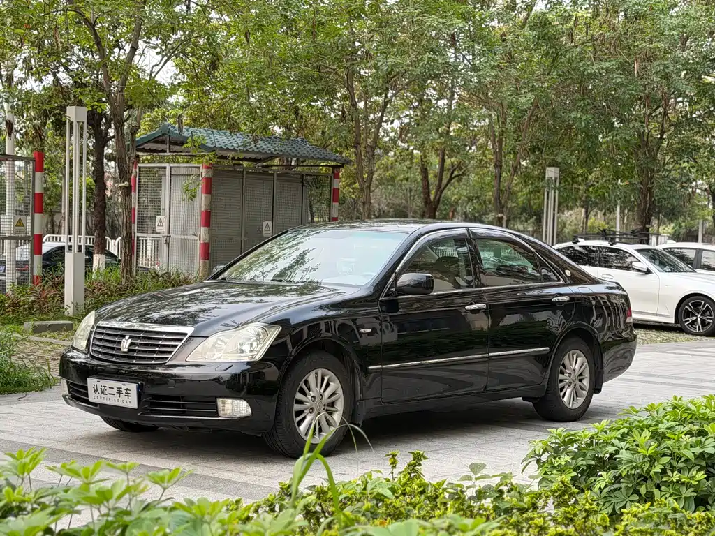 Toyota Crown 2006