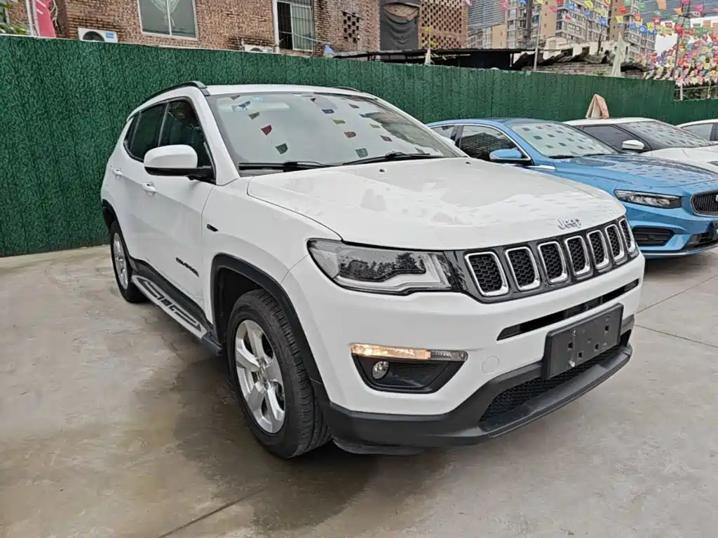 Jeep Compass — миниатюра 4