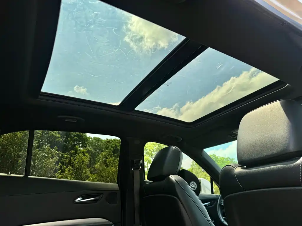 Cadillac XT4 — миниатюра 20