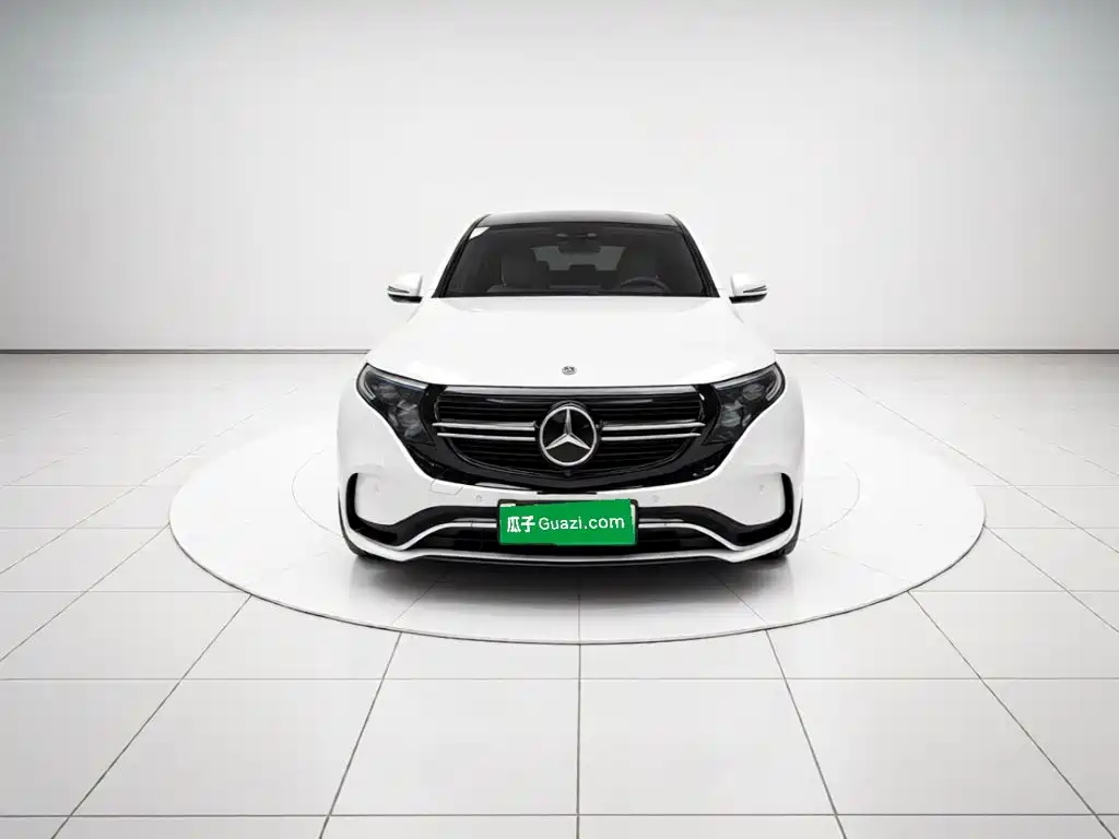 Mercedes-Benz EQC — миниатюра 2