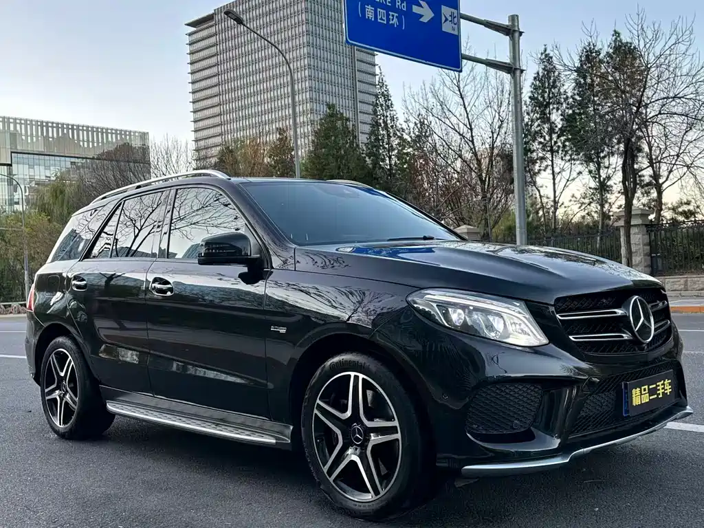 MERCEDES-BENZ GLE AMG