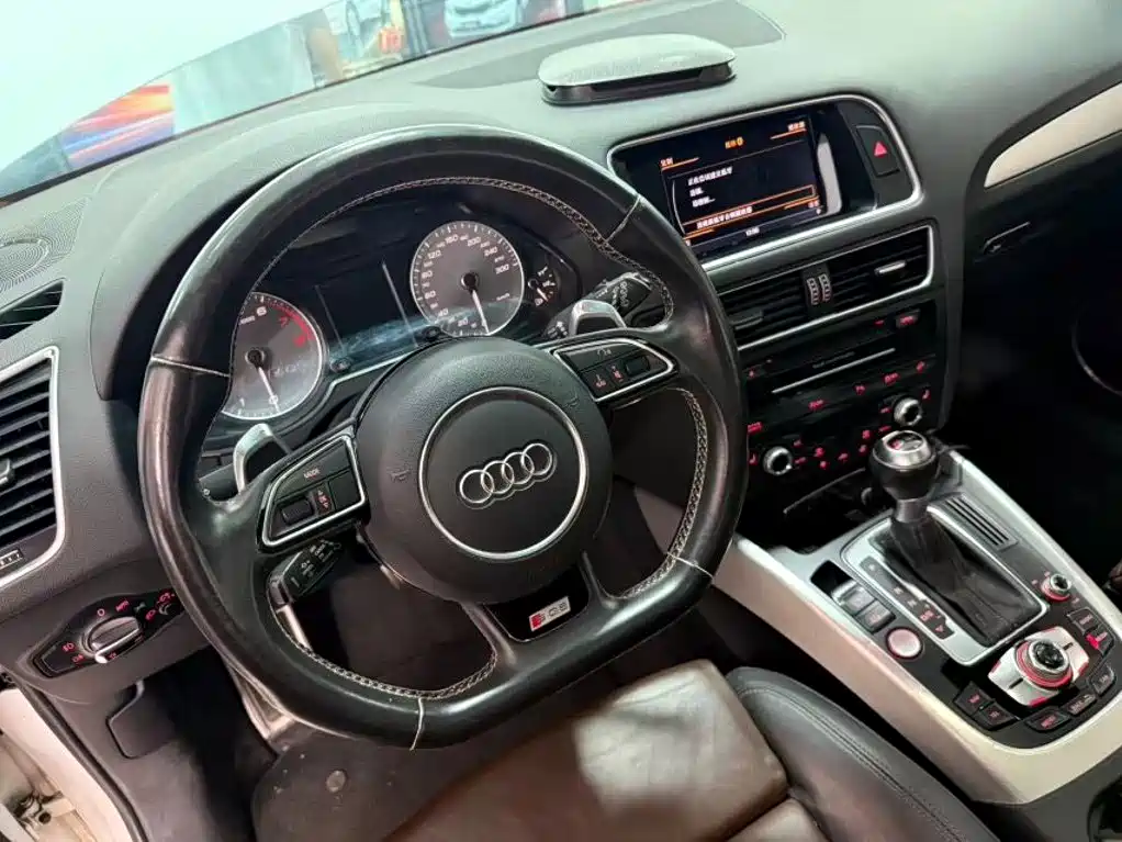 Audi SQ5 — миниатюра 2