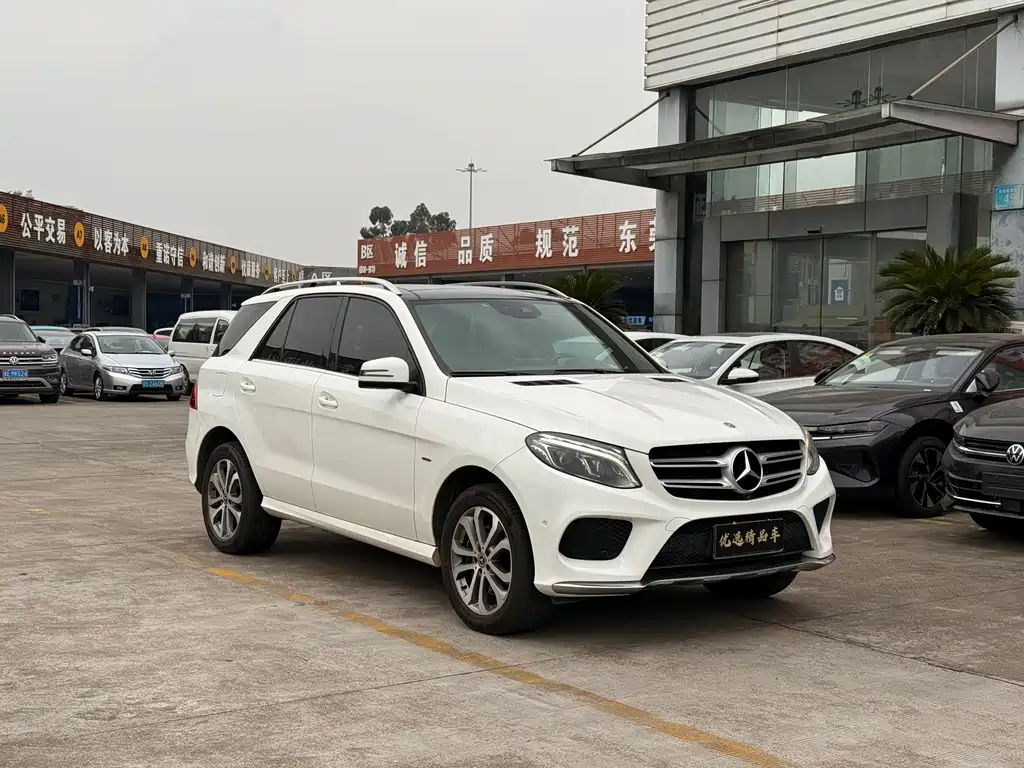 MERCEDES-BENZ GLE