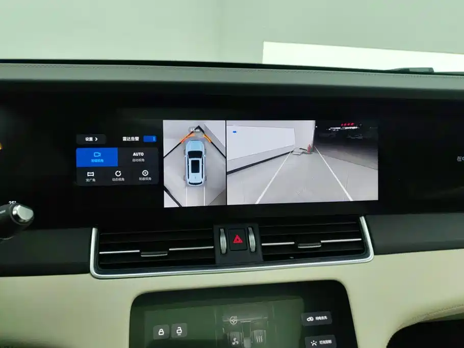 Li Auto Li ONE — миниатюра 13