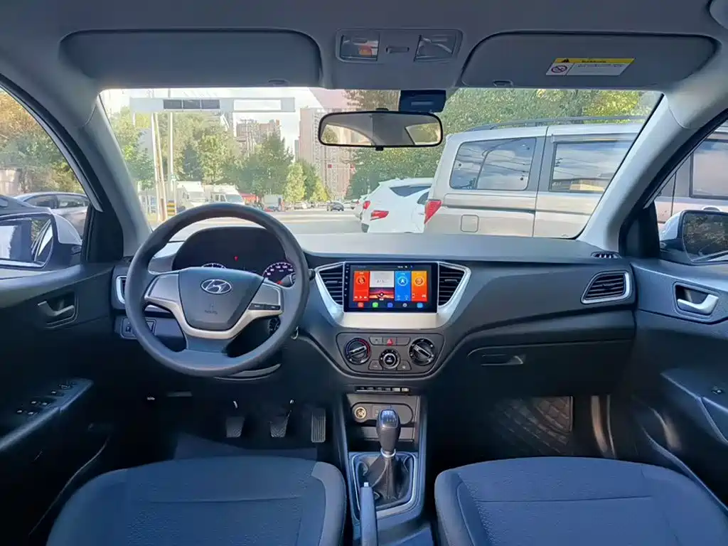 Hyundai Verna — миниатюра 18