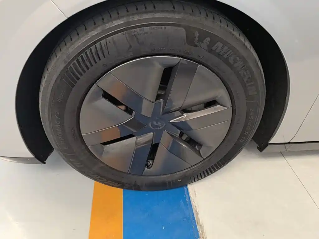 Li Auto Li MEGA — миниатюра 23