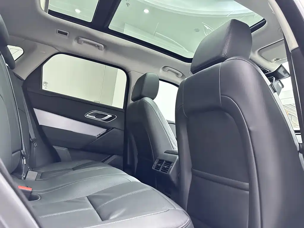 Land Rover Velar — миниатюра 14