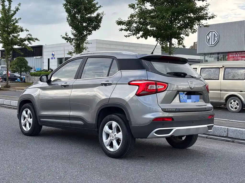 Baojun 510 2017 1.5L AT Fashion