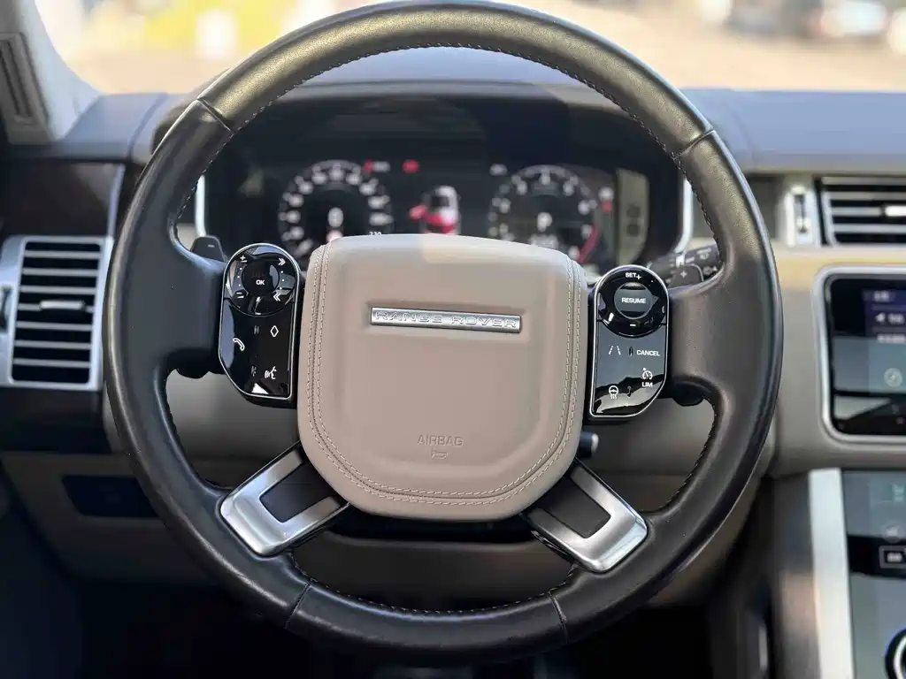 Land Rover Range Rover — миниатюра 9
