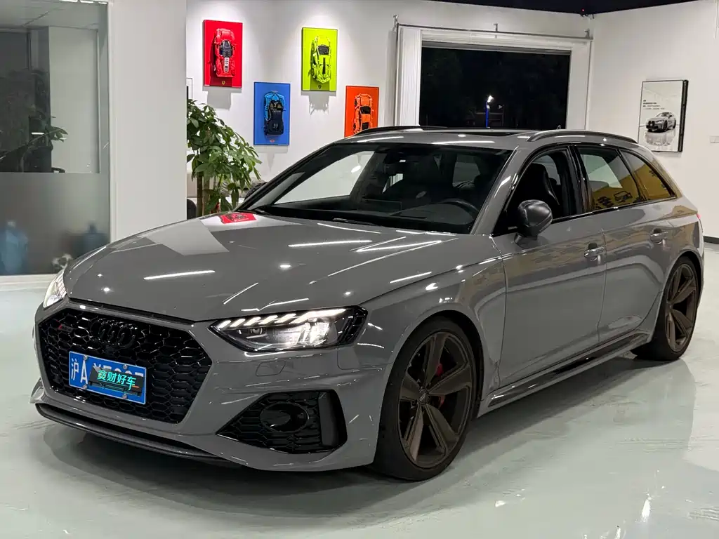 Audi RS 4