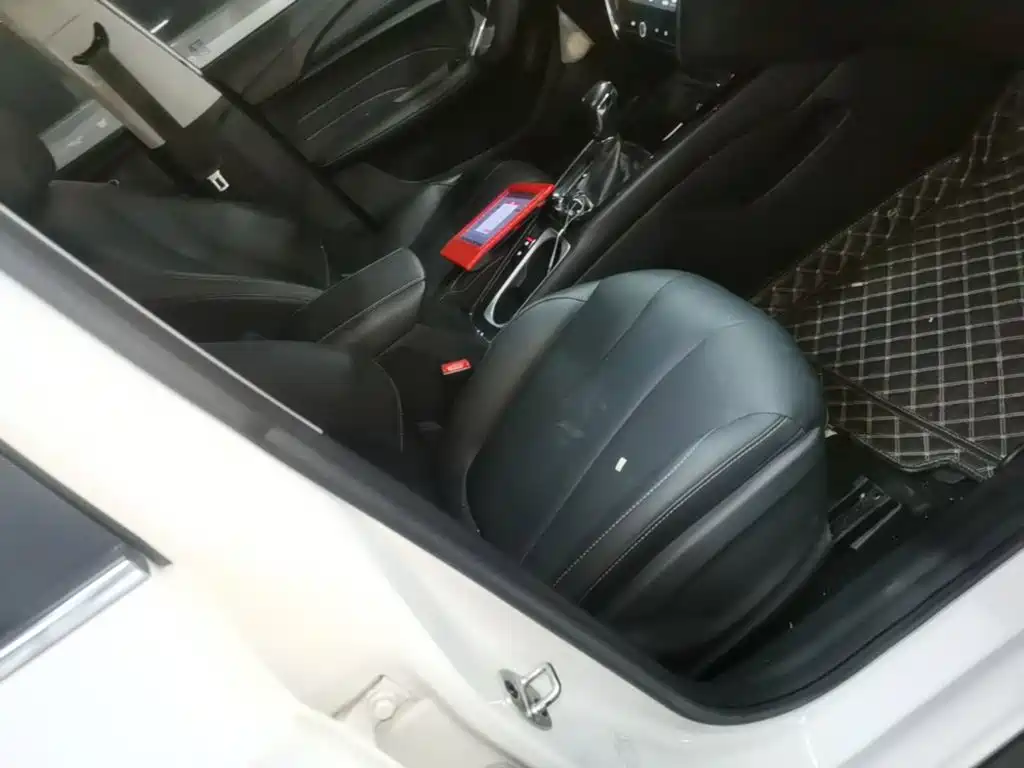 Roewe i5 — миниатюра 25