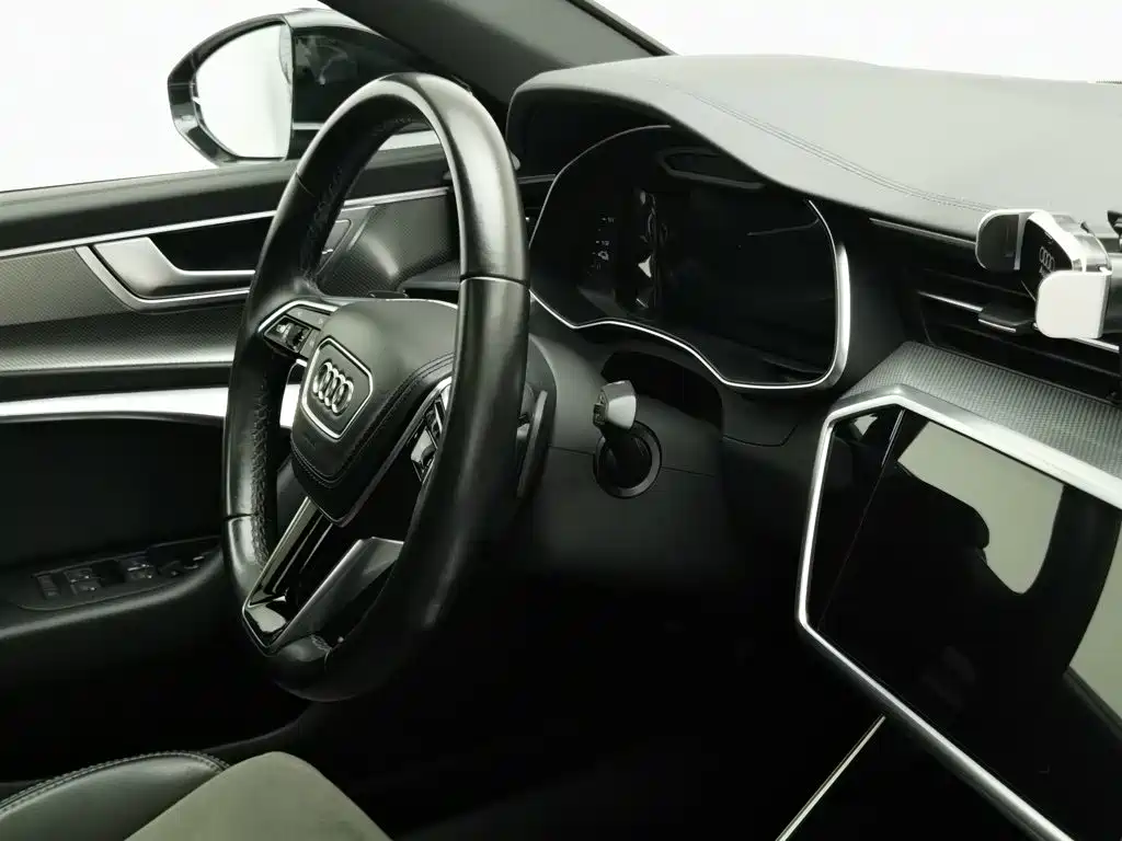 Audi A6L New Energy — миниатюра 22