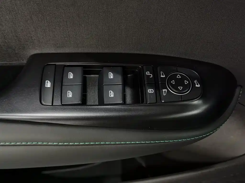 BYD Dolphin 2025 420km Fashion