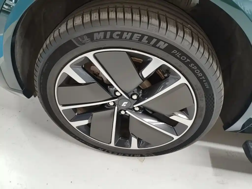 Li Auto Li L9 — миниатюра 23