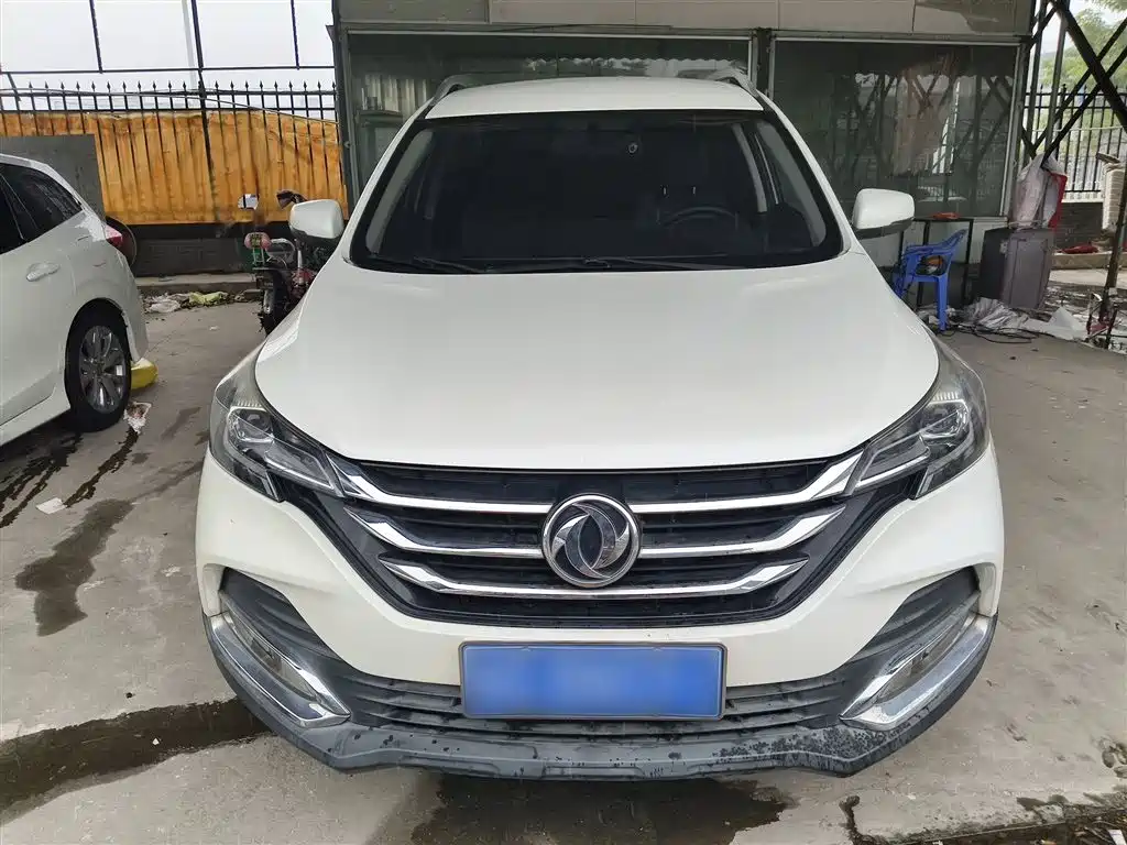 DONGFENG AX7