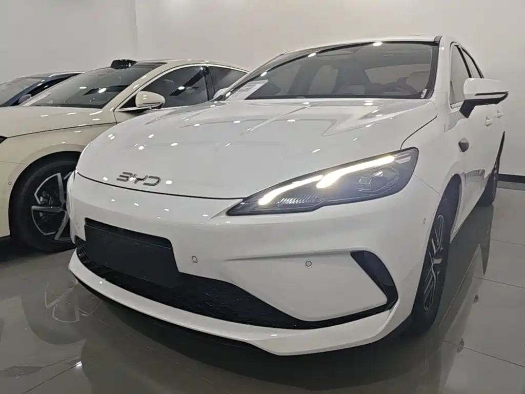 BYD Seal 05 DM-i — миниатюра 2