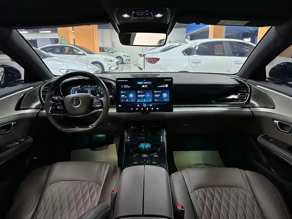 BYD Han 2023 EV Champion 605KM Luxury