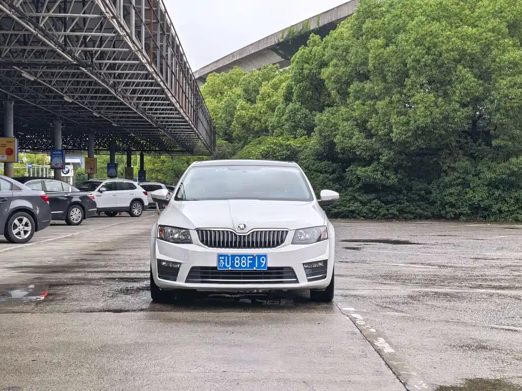 Skoda Octavia 2017 TSI280 DSG Smart Drive Edition