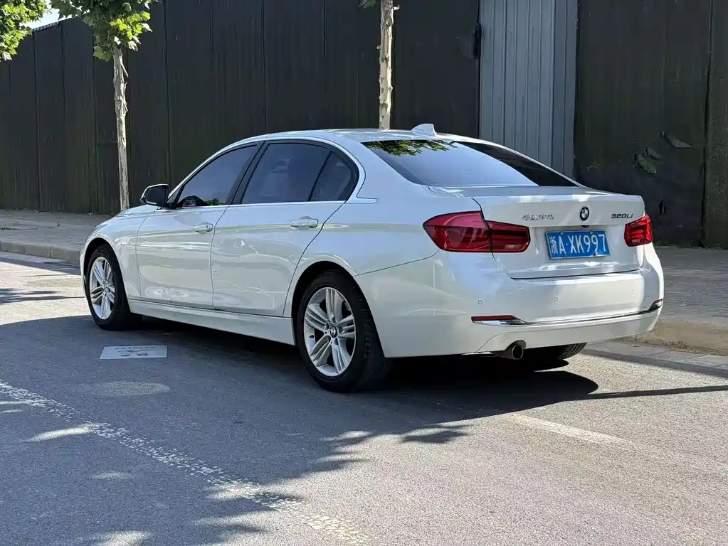 BMW 3 Series — миниатюра 6