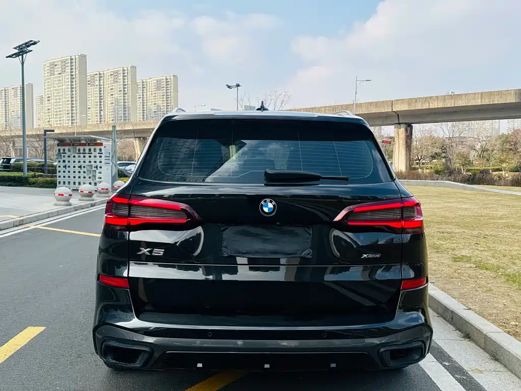 BMW X5 2021 xDrive30i M Sport