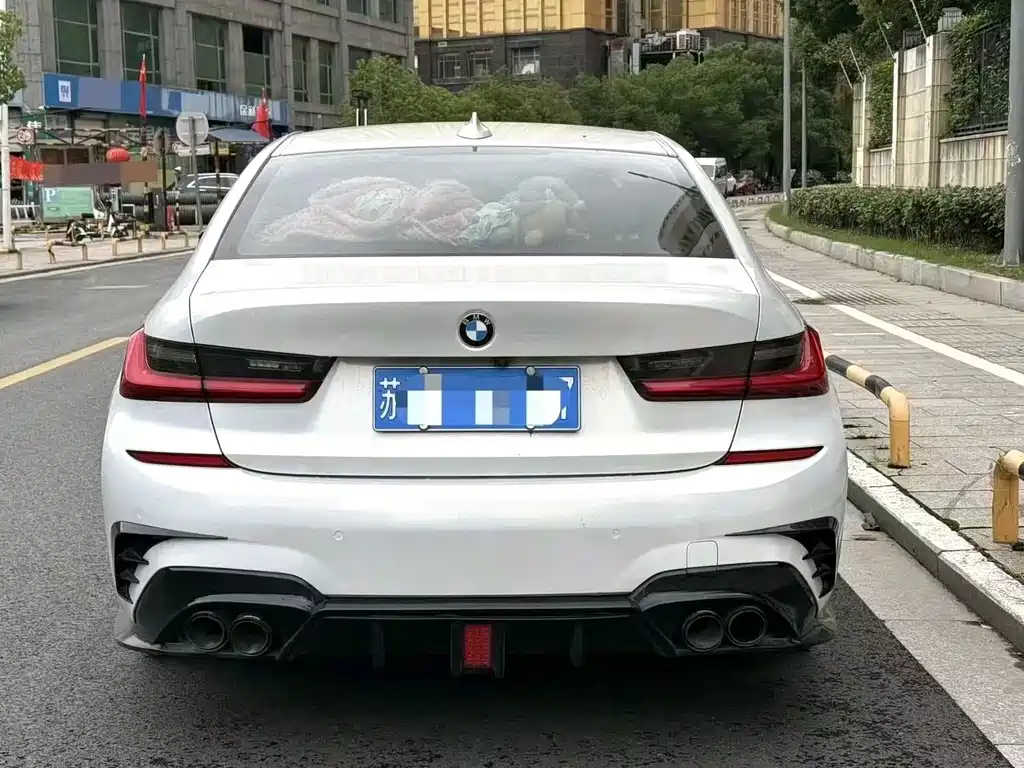 BMW 3 Series — миниатюра 9
